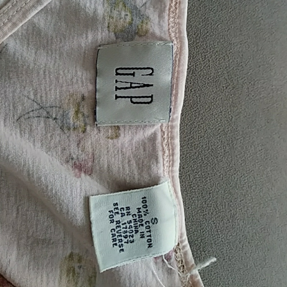T-shirt - Picture 2 of 3